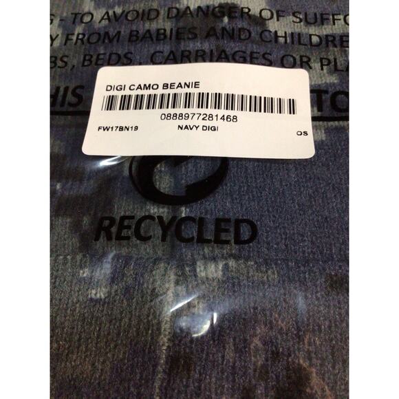 Supreme Digi Camo Beanie Navy F/W 17 New - Picture 4 of 5